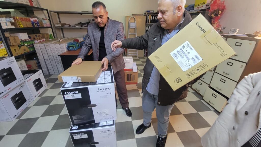 اثاث الكلية التقنية المسيب (23)